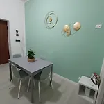 Marrucini Garden Apartment *